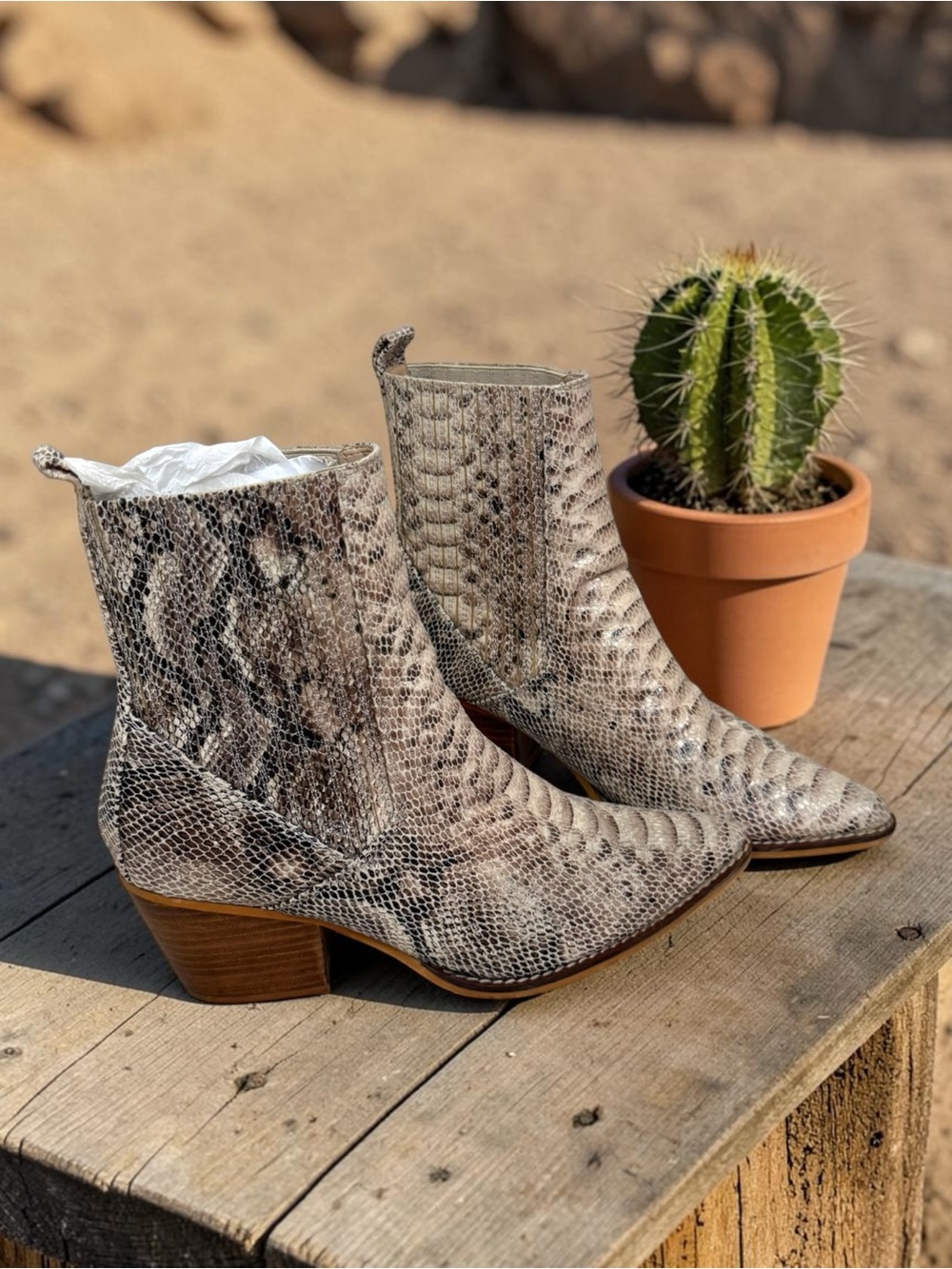 Lil Bee’s Bohemian Boutique Faux Snake-Print Ankle Booties in Neutral Taupe Sz 9